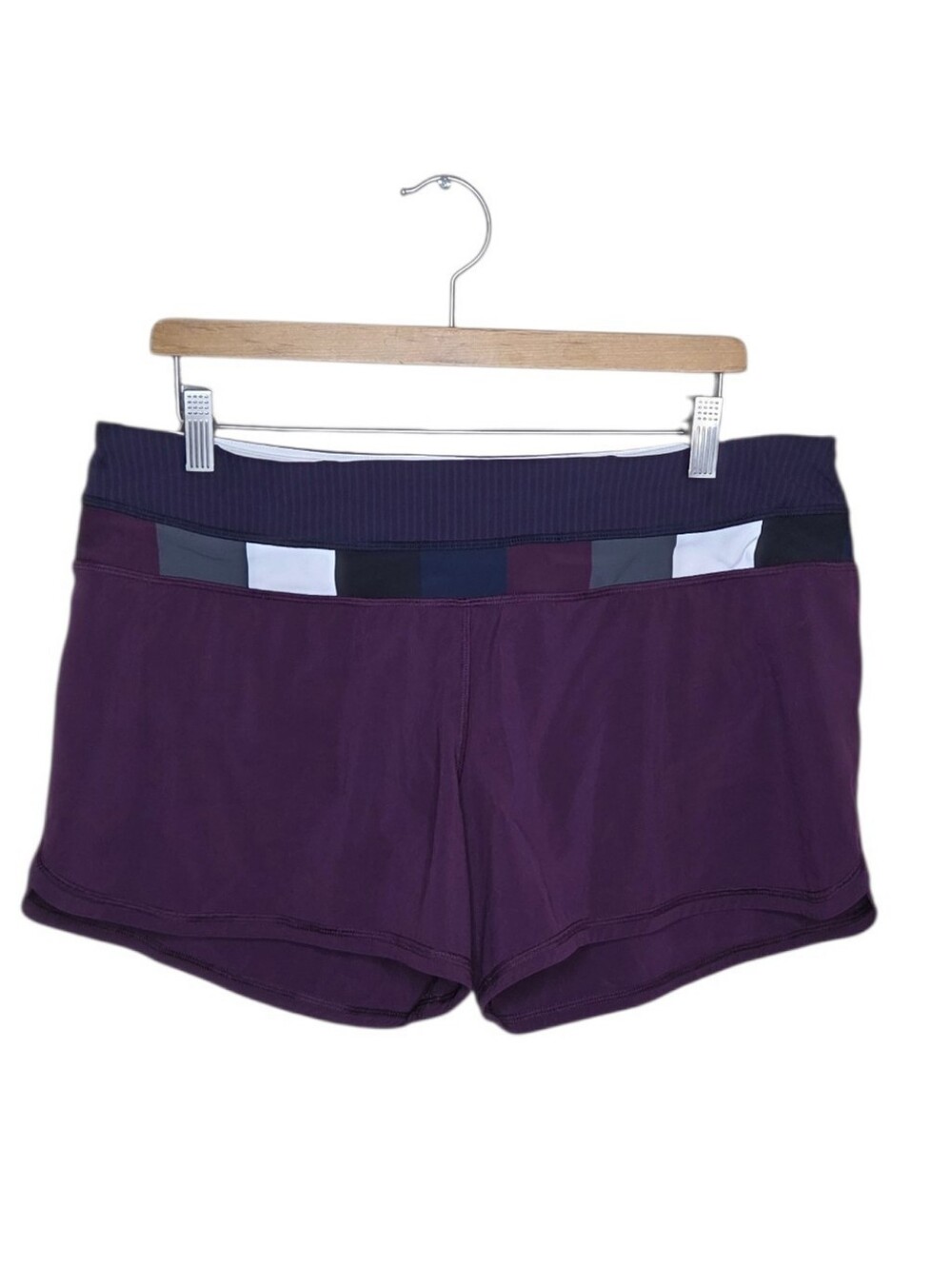 Lululemon Run Speed Shorts Plum Purple Colorblock Waistband Size 12 Sporty Gym